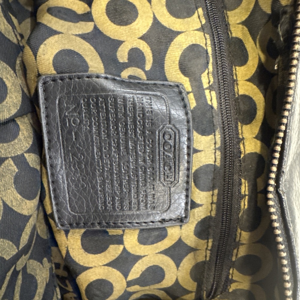 Coach Purse Est. 1941 Broken Zipper - Picture 3 of 11